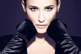 Plastic surgery blog:Demi Moore digitally imaged Will this backfire?