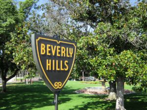 Out Of Town Patient Guide: Getting Plastic Surgery in Beverly Hills, California 